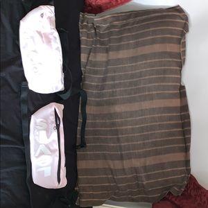 Fany packs by levi brand new and easily accessible